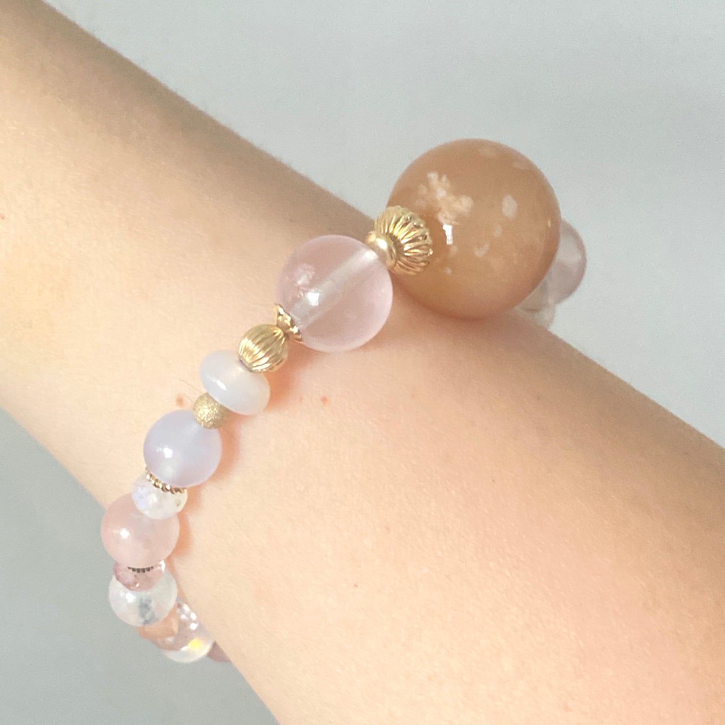 Orangey flower agate bracelet