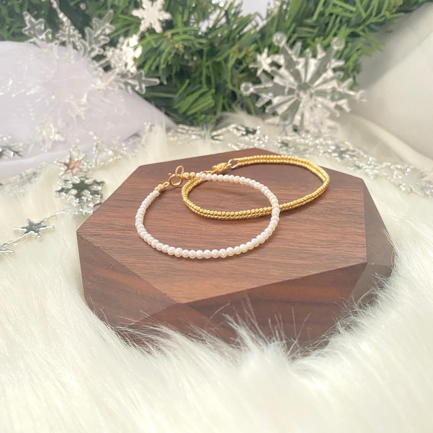 Gwyneira Bracelet - Baby Freshwater Pearl