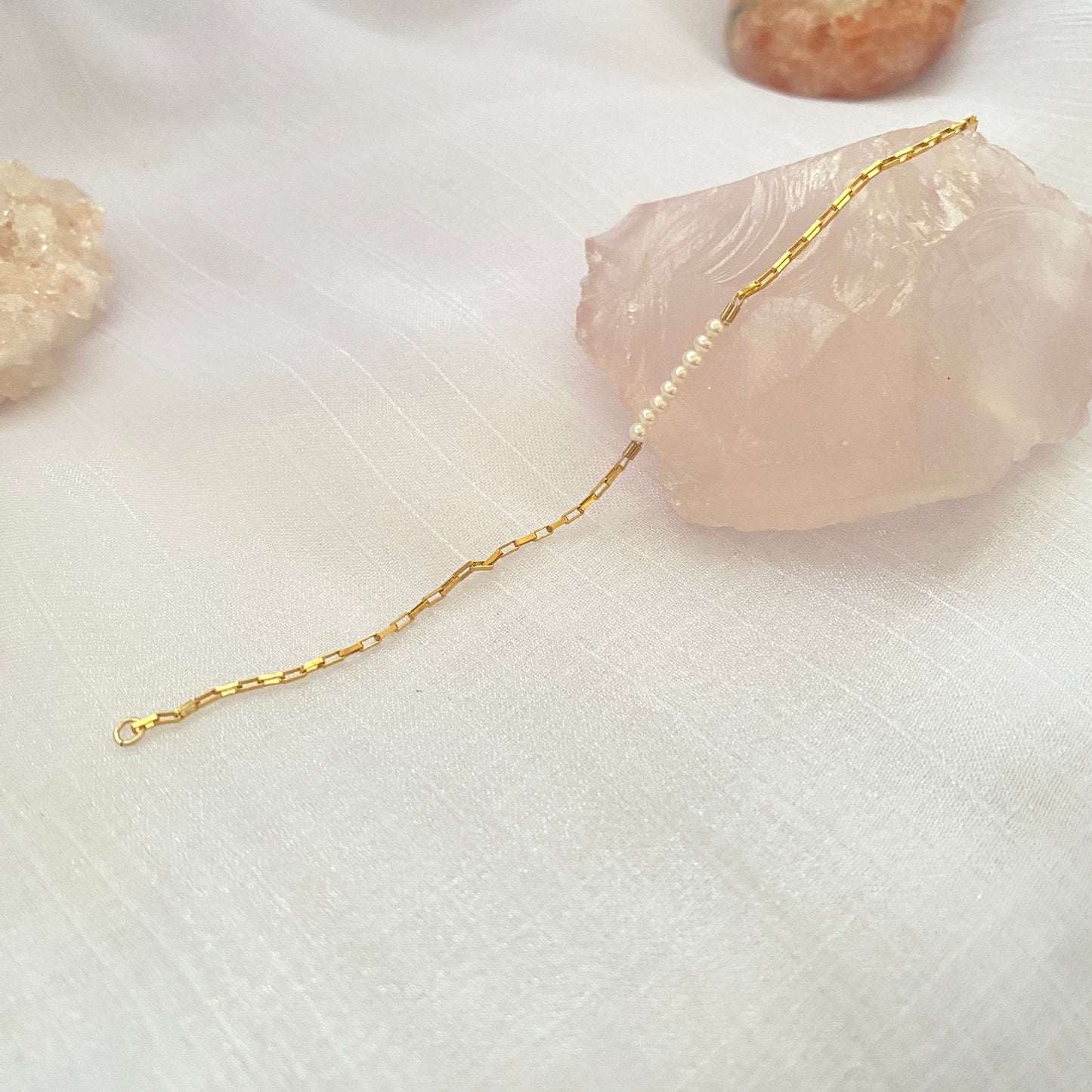 Kateryna Bracelet - 14k Gold filled chain with Freshwater pearls