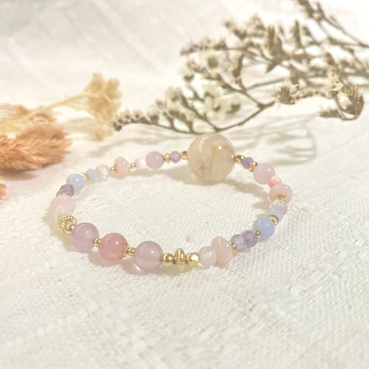 Grey flower agate bracelet