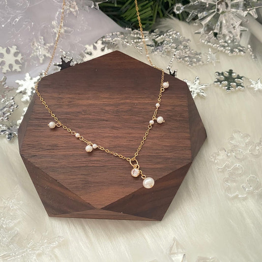 Let it snow Necklace - Freshwater pearls with 14k gold-filled cubic zirconia charm