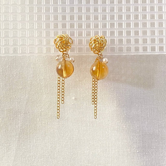 The lucky knot II Earring