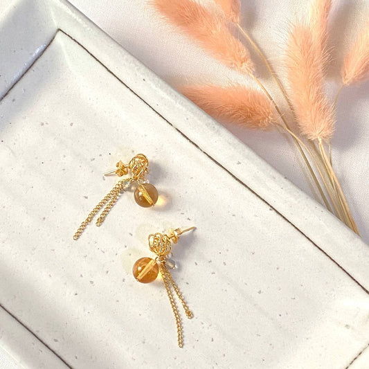 The lucky knot II Earring